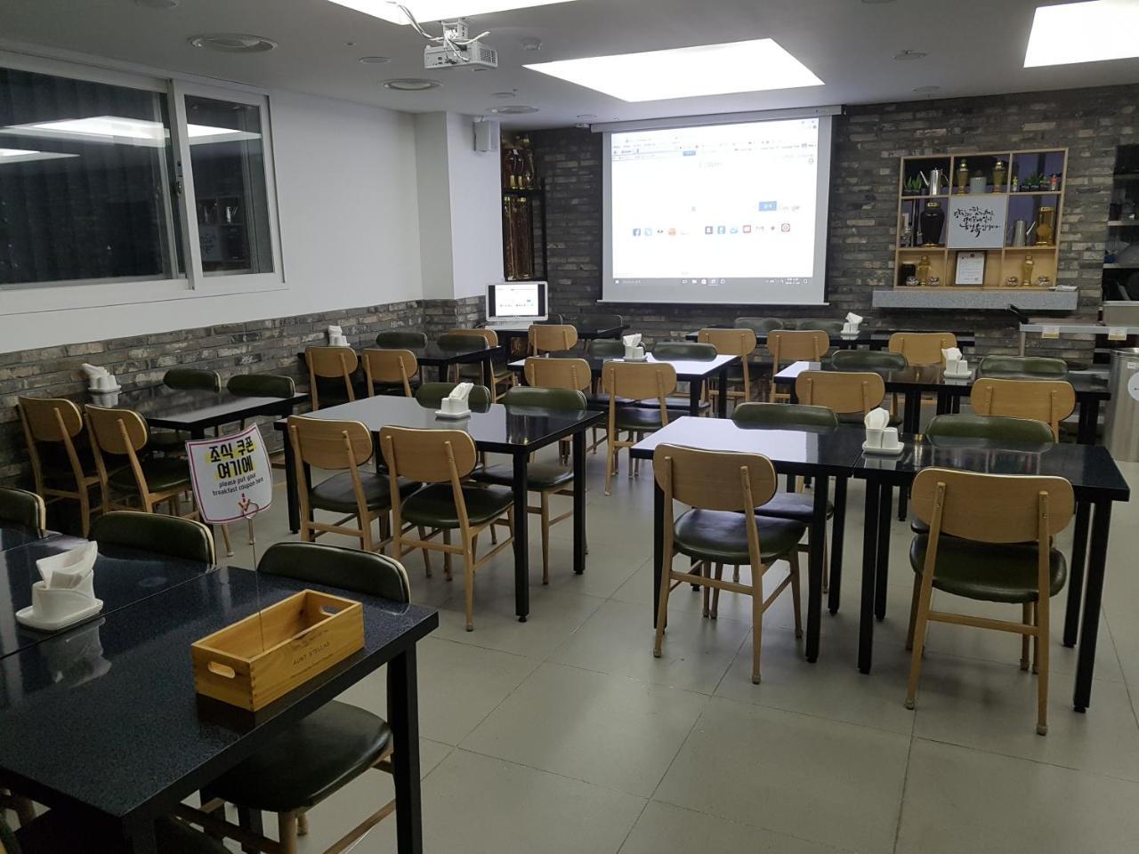 Venture Hotel Кванджу Экстерьер фото
