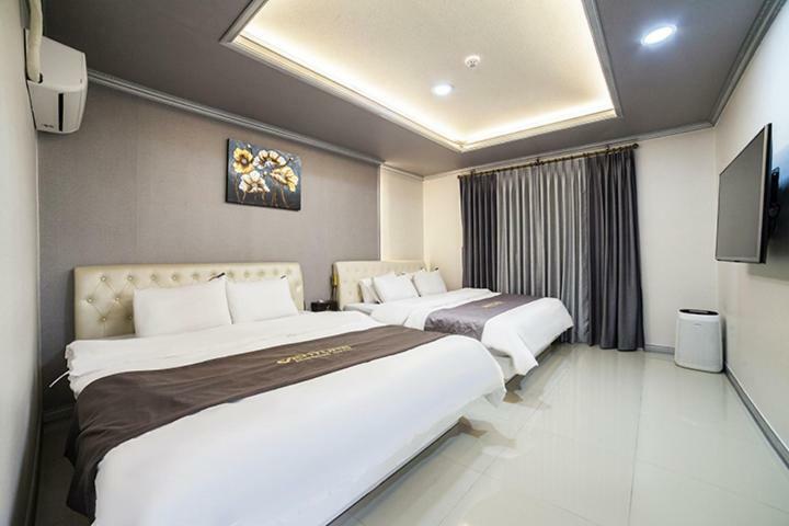Venture Hotel Кванджу Экстерьер фото
