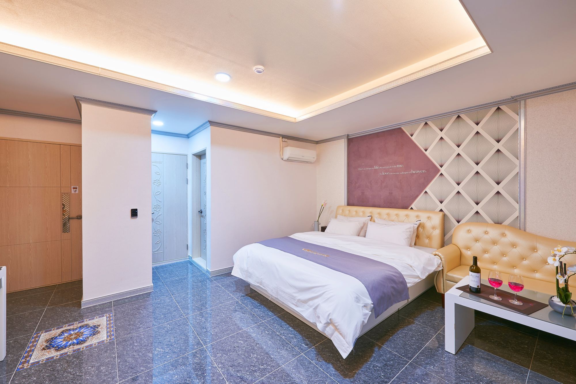 Venture Hotel Кванджу Экстерьер фото